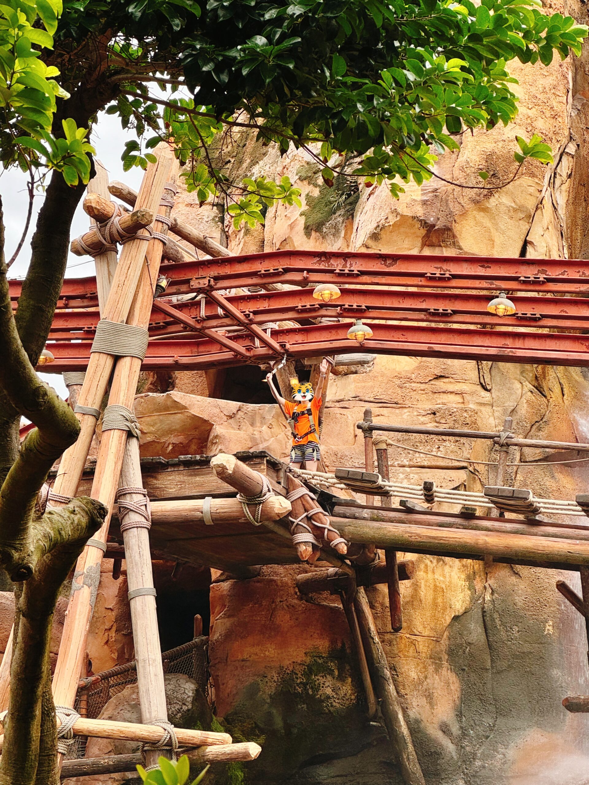 Ingtiger colleague enjoying an attraction during the Shanghai Disneyland team building trip